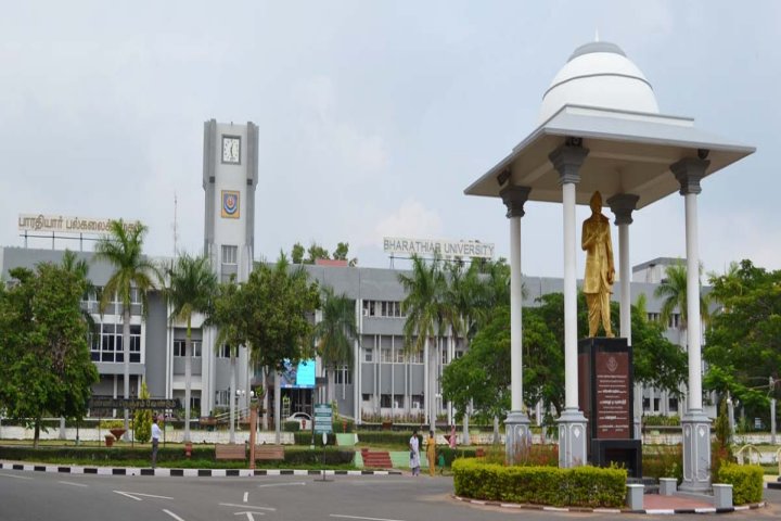 https://cache.careers360.mobi/media/colleges/social-media/media-gallery/589/2018/9/13/Statue in of  Bharathiar University Coimbatore_Campus-View.jpg